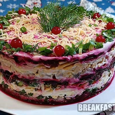 Салат з буряком та оселедцем (Новорічний рецепт)